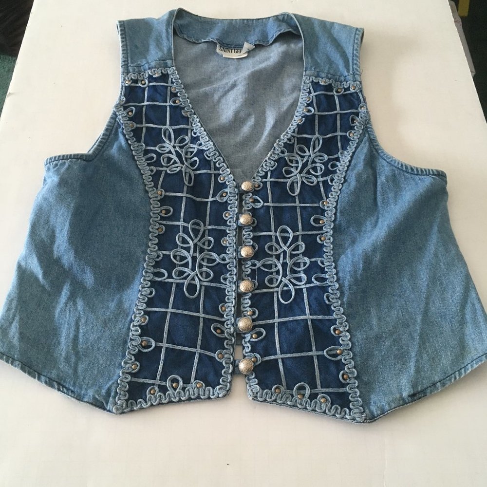 Western look vintage distressed vest loop closure buttons Saint Germain brand